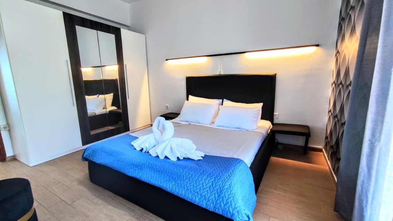 The Elysian At Nicopolis Jacuzzi Apartment Nikopolis Exterior photo